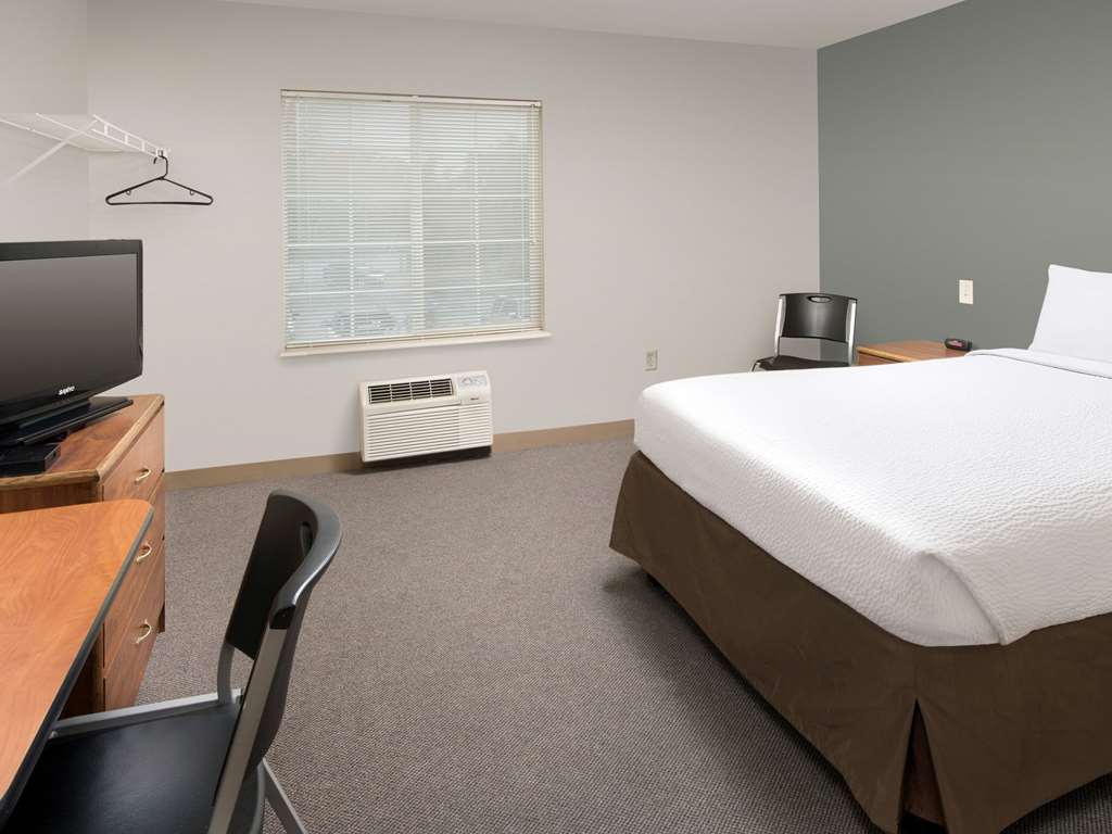 Extended Stay America Select Suites - Wichita - South Номер фото