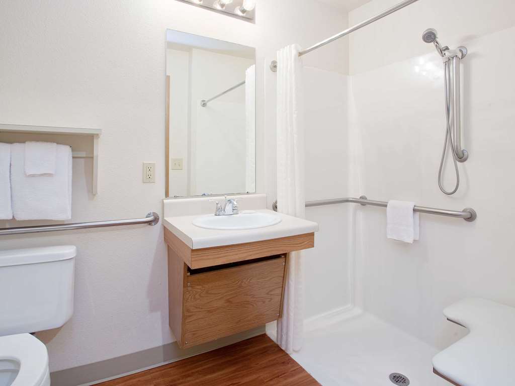 Extended Stay America Select Suites - Wichita - South Номер фото